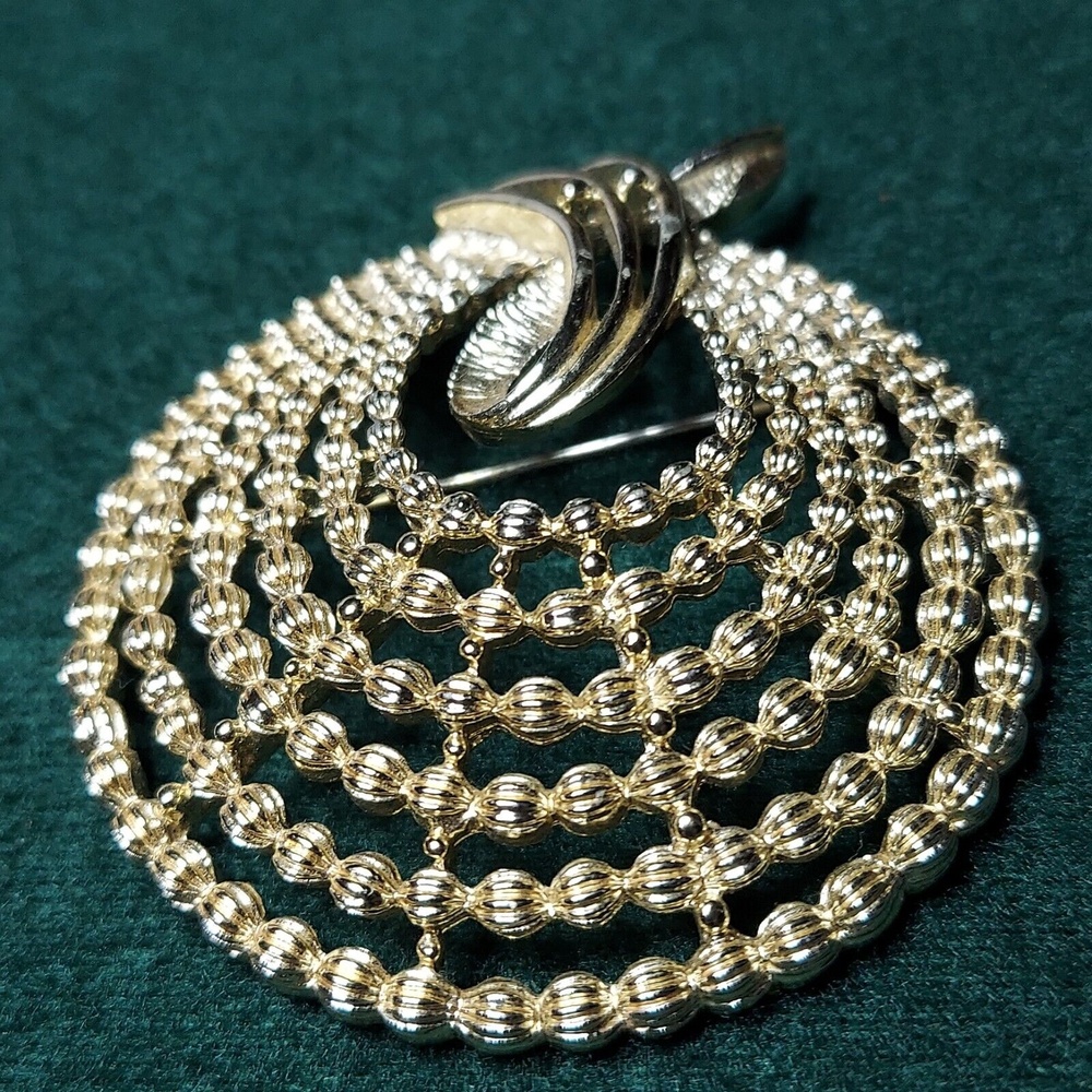 Emmons Signed Vintage Goldtone Pin Brooch 2"